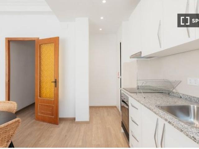 Habitación en piso compartido de 4 habitaciones en alquiler en Arrancapins, Valencia perfecta para p