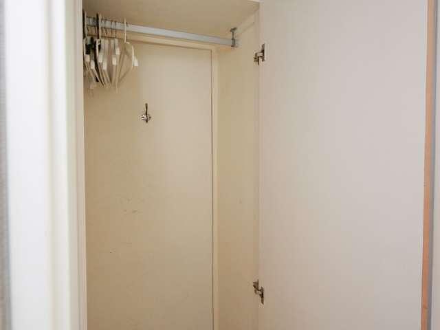 Habitación en piso compartido de 4 habitaciones en alquiler en Barcelona