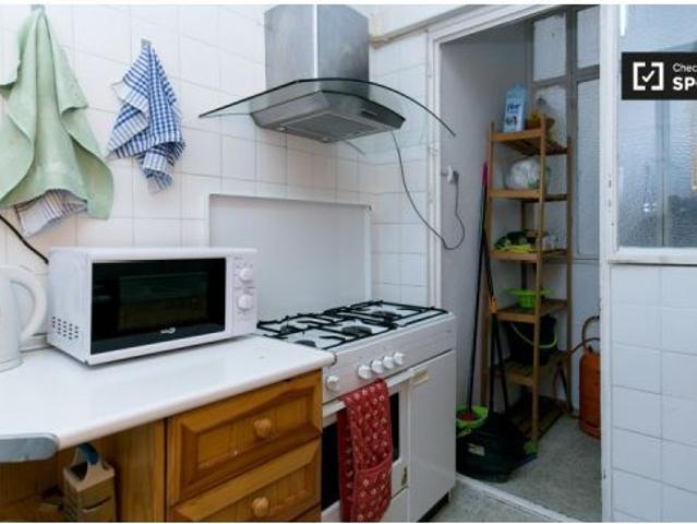 Habitación en piso compartido de 4 habitaciones en alquiler en Fígares