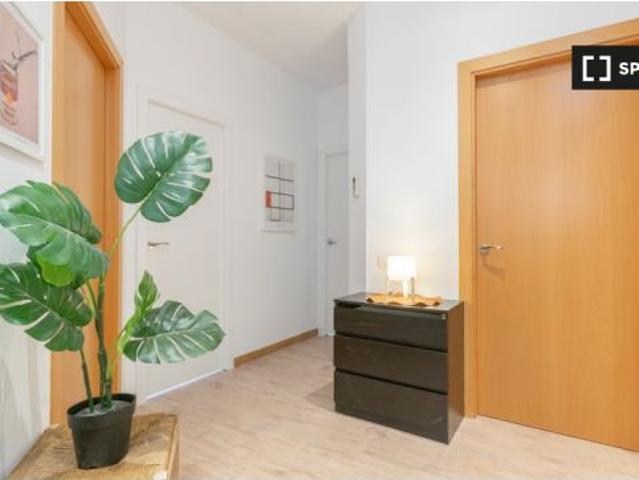 Habitación en piso compartido de 4 habitaciones en alquiler en Sant Gervasi Galvany, ideal para prof