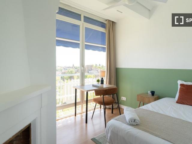 Habitación en piso compartido de 4 habitaciones en Castilla