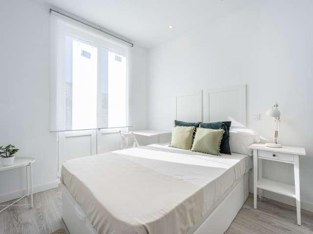 Habitación en piso compartido de 4 habitaciones en Embajadores, Madrid