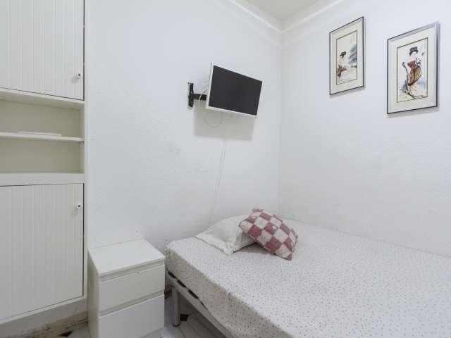 Habitación en piso compartido de 4 habitaciones en Justicia, Madrid