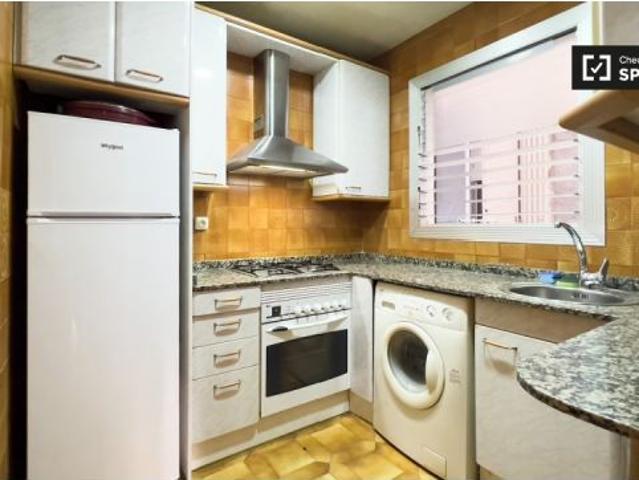 Habitación en piso compartido de 4 habitaciones en La Sagrada Família solo para profesionales y est