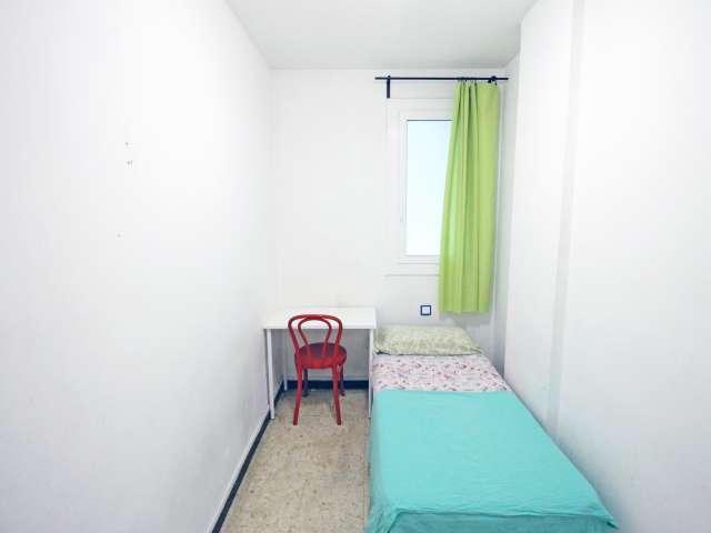 Habitación en piso compartido de 4 habitaciones, La Marina de Port, Barcelona