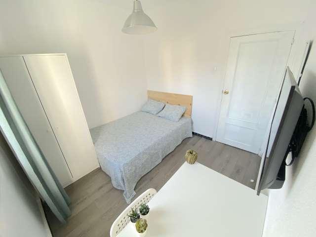Habitación en piso compartido de 4 habitaciones, La Palmilla, Sevilla