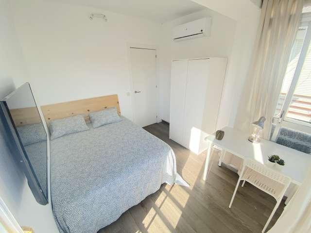 Habitación en piso compartido de 4 habitaciones, La Palmilla, Sevilla