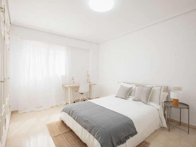 Habitación en piso compartido de 5 habitaciones, Arrancapins, Valencia
