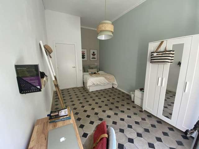 Habitación en piso compartido de 5 habitaciones, El Raval, Barcelona