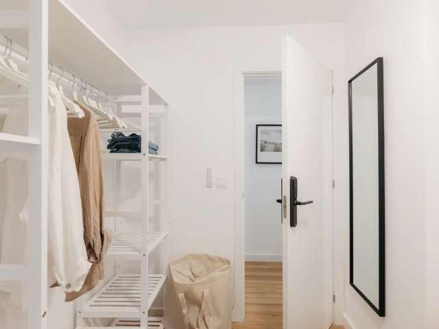 Habitación en piso compartido de 5 habitaciones en Trinitat, Valencia