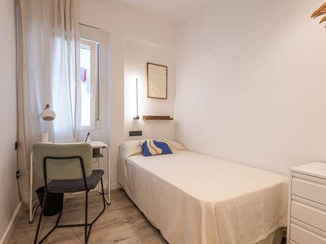 Habitación en piso compartido de 5 habitaciones en alquiler, Valencia