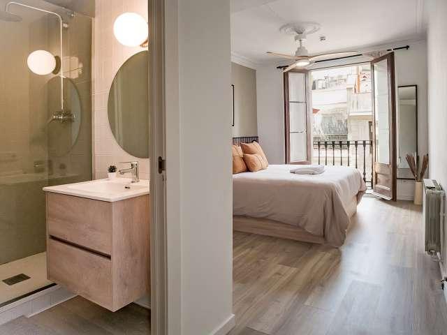 Habitación en piso compartido de 5 habitaciones en alquiler en Barcelona