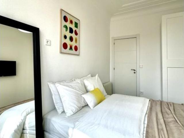 Habitación en piso compartido de 5 habitaciones en alquiler en Justicia, Madrid
