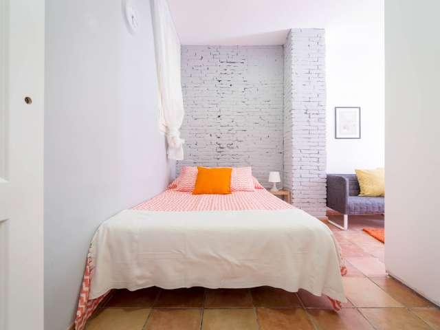 Habitación en piso compartido de 5 habitaciones en alquiler en Russafa, Valencia