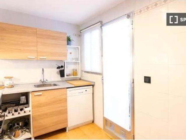 Habitación en piso compartido de 5 habitaciones en alquiler en Russafa