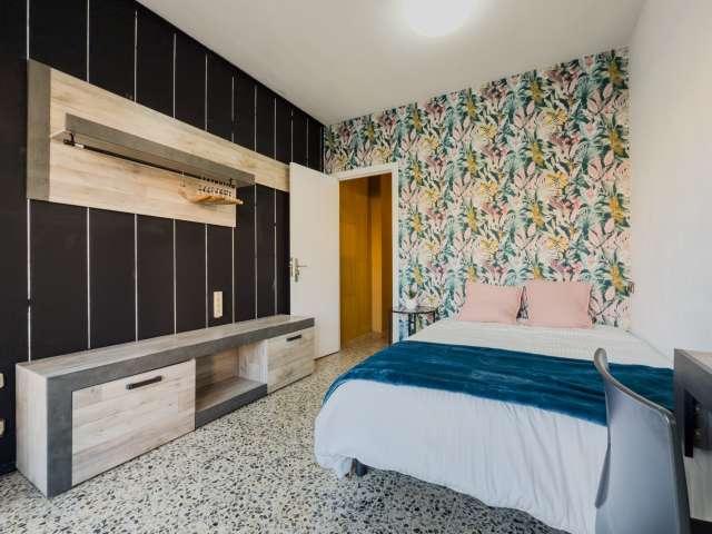 Habitación en piso compartido de 5 habitaciones en el Besòs i el Maresme