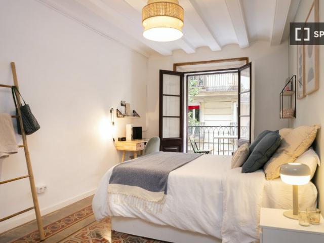 Habitación en piso compartido de 5 habitaciones en El Raval, Barcelona