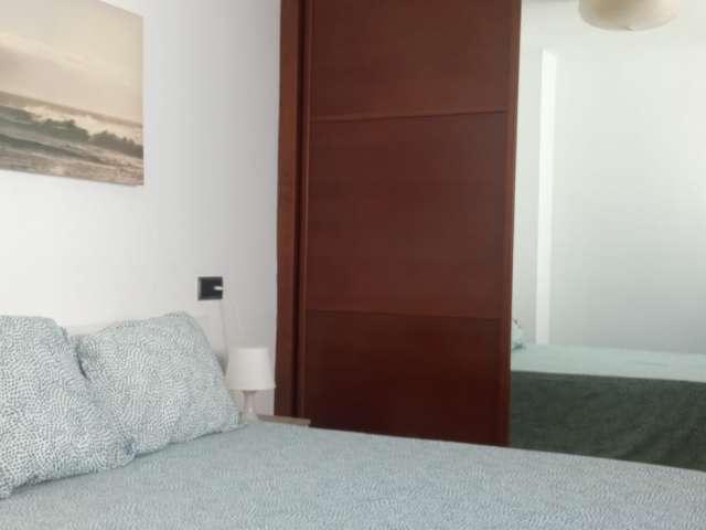 Habitación en piso compartido de 5 habitaciones en Favara, Valencia