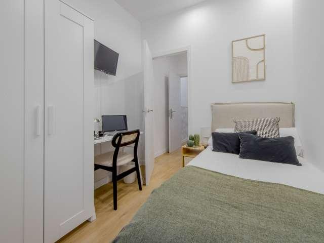 Habitación en piso compartido de 5 habitaciones, Ríos Rosas, Madrid