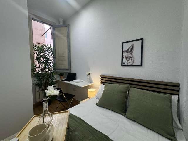 Habitación en piso compartido de 6 camas en alquiler, Trafalgar