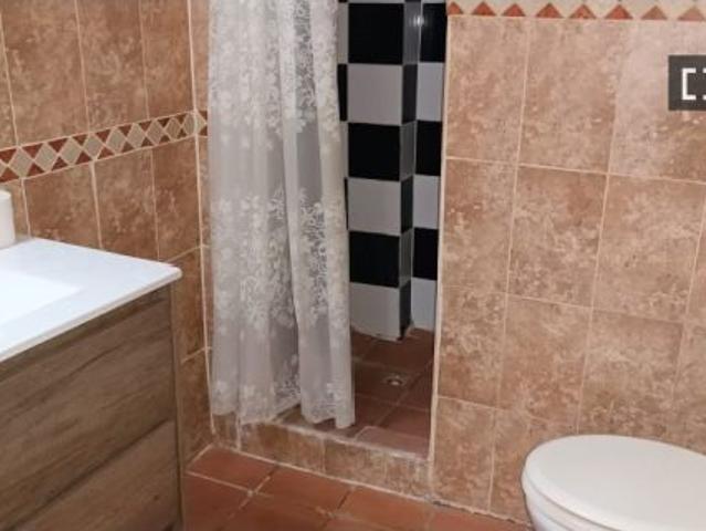 Habitación en piso compartido de 6 habitaciones en alquiler en Castellón de la Plana