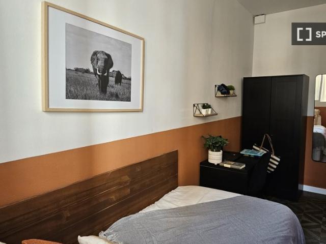 Habitación en piso compartido de 6 habitaciones en Barcelona
