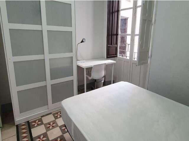 Habitación en piso compartido de 6 habitaciones en Centro Sagrario, Granada