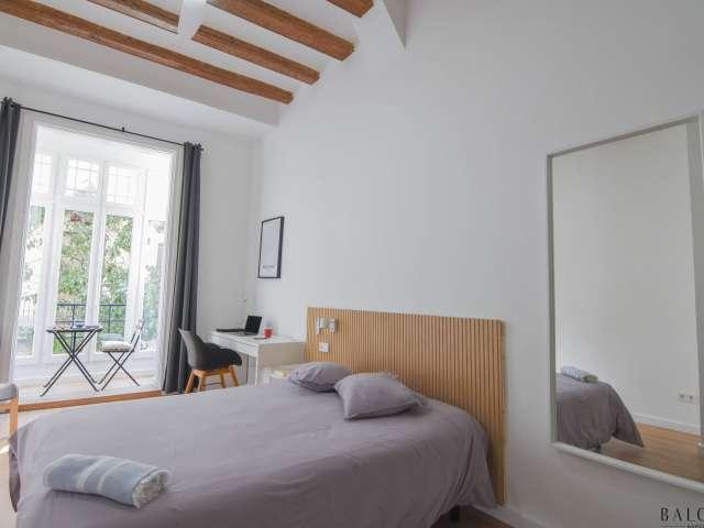 Habitación en piso compartido de 6 habitaciones en El Raval, Barcelona