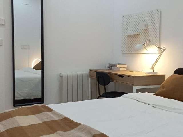 Habitación en piso compartido de 6 habitaciones en Goya, Madrid
