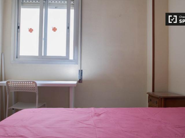 Habitación en piso compartido de 6 habitaciones en Sant Antoni, Valencia