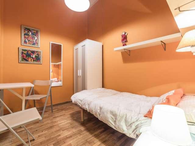 Habitación en piso compartido de 6 habitaciones, Russafa, Valencia