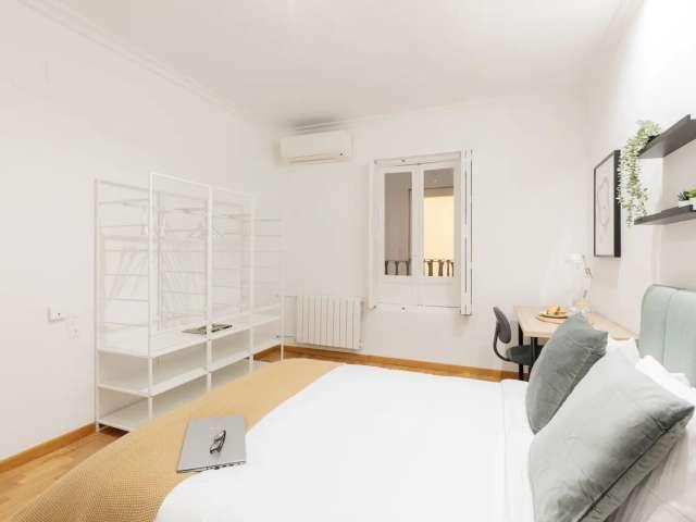 Habitación en piso compartido de 7 habitaciones, Valencia