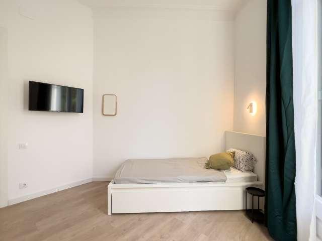 Habitación en piso compartido de 7 habitaciones en alquiler en Barcelona