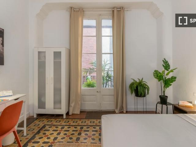 Habitación en piso compartido de 7 habitaciones en alquiler, l'Antiga Eixample