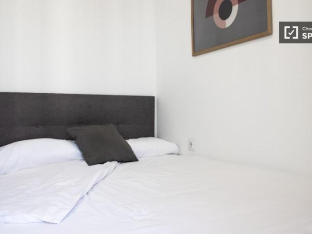 Habitación en piso compartido en alquiler en Argüelles, Madrid