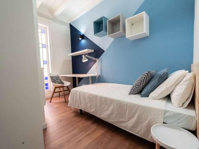 Habitación en piso compartido de 7 habitaciones en La Dreta de l'Eixample