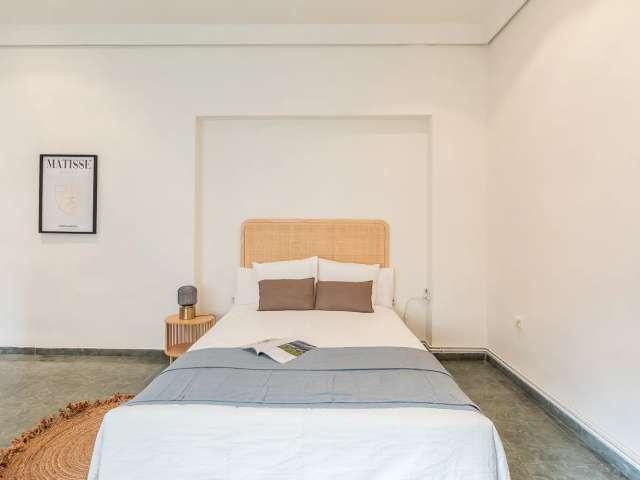 Habitación en piso compartido de 7 habitaciones en Russafa, Valencia