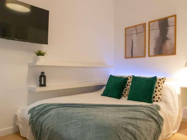 Habitación en piso compartido de 8 camas, Justicia, Madrid