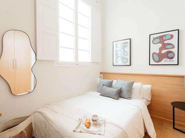 Habitación en piso compartido de 8 habitaciones en alquiler, Valencia