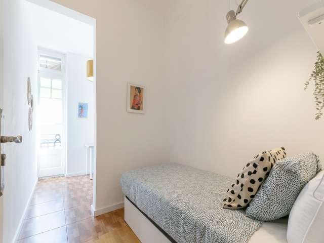 Habitación en piso compartido de 8 habitaciones en alquiler, Vila de Gràcia