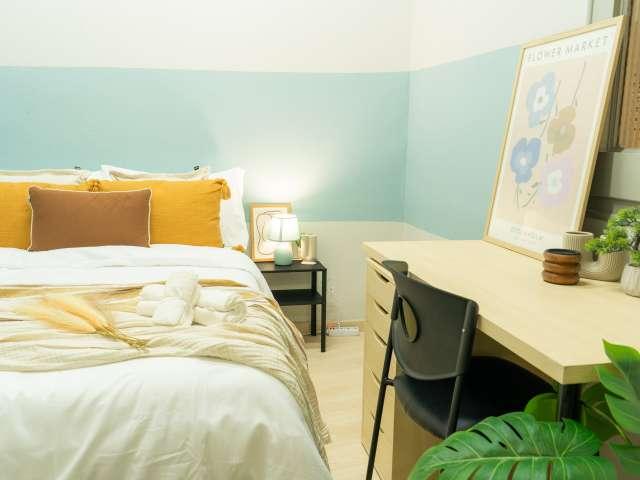 Habitación en piso compartido de 8 habitaciones en Barcelona