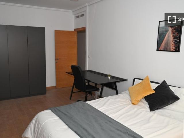 Habitación en piso compartido de 8 habitaciones en El Mercat, Valencia