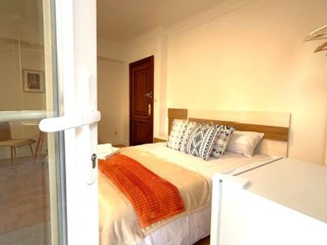 Habitación en piso compartido de 8 habitaciones en Leganés, Madrid