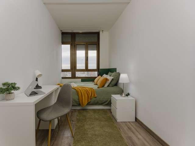 Habitación en piso compartido de 8 habitaciones, Sant Francesc Valencia