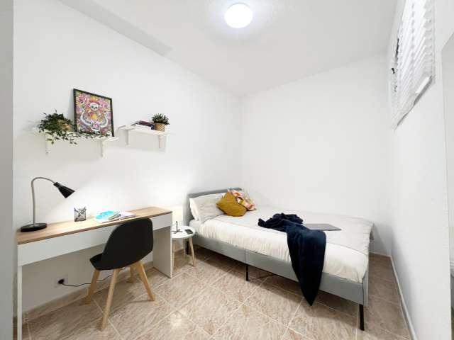 Habitación en piso compartido en alquiler en Universidad, Madrid