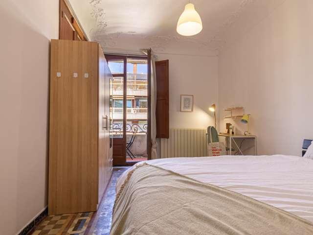 Habitación en piso compartido de 9 habitaciones en alquiler en Eixample, Barcelona