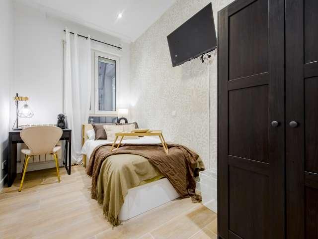 Habitación en piso compartido de 9 habitaciones, Recoletos, Madrid