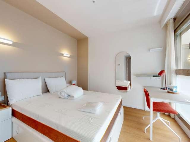 Habitación en piso compartido de 10 habitaciones, Cuatro Caminos, Madrid
