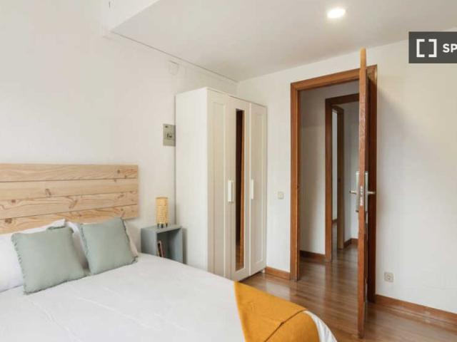 Habitación en piso compartido de 10 habitaciones en Atalaya, Madrid