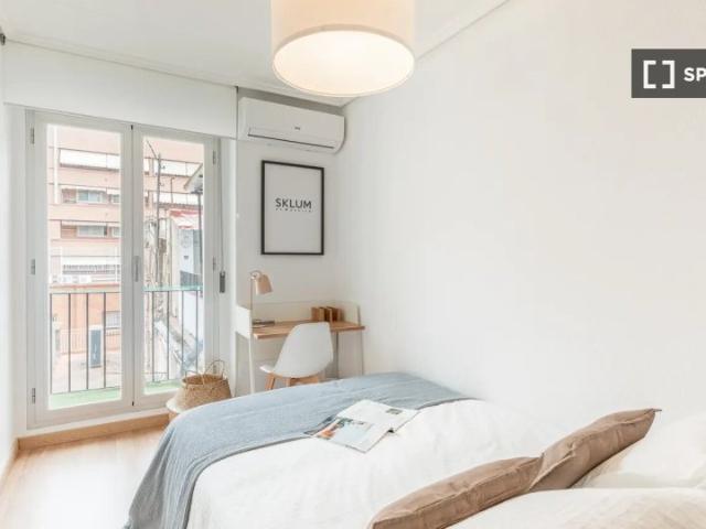 Habitación en piso compartido de 10 habitaciones en El Pla del Remei, Valencia